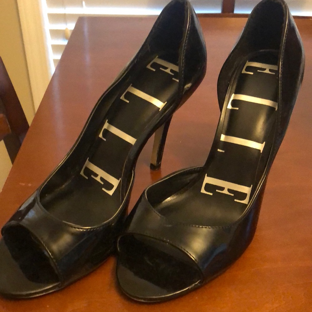 Shiny black Elle stilettos